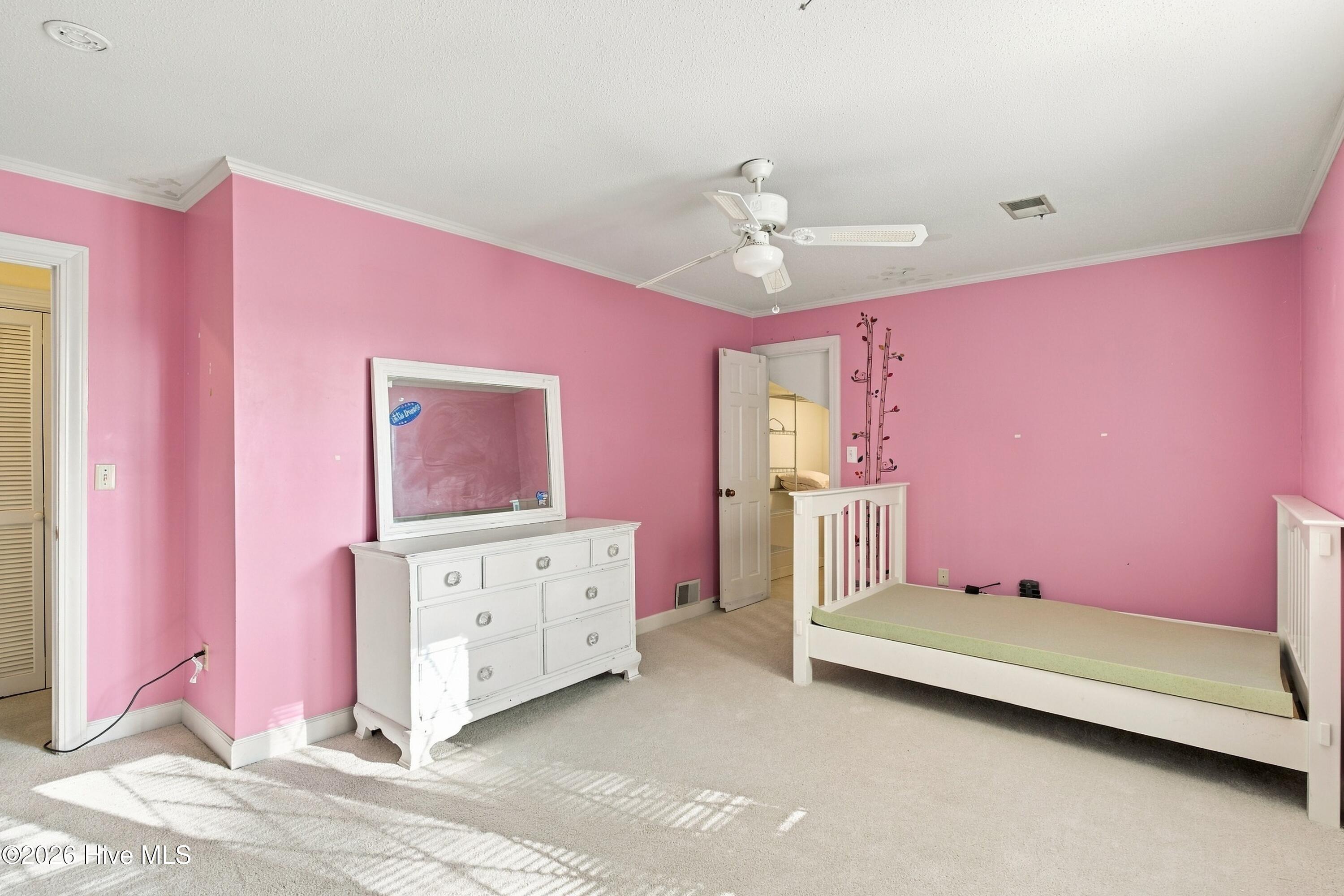 2209 Waverly Drive