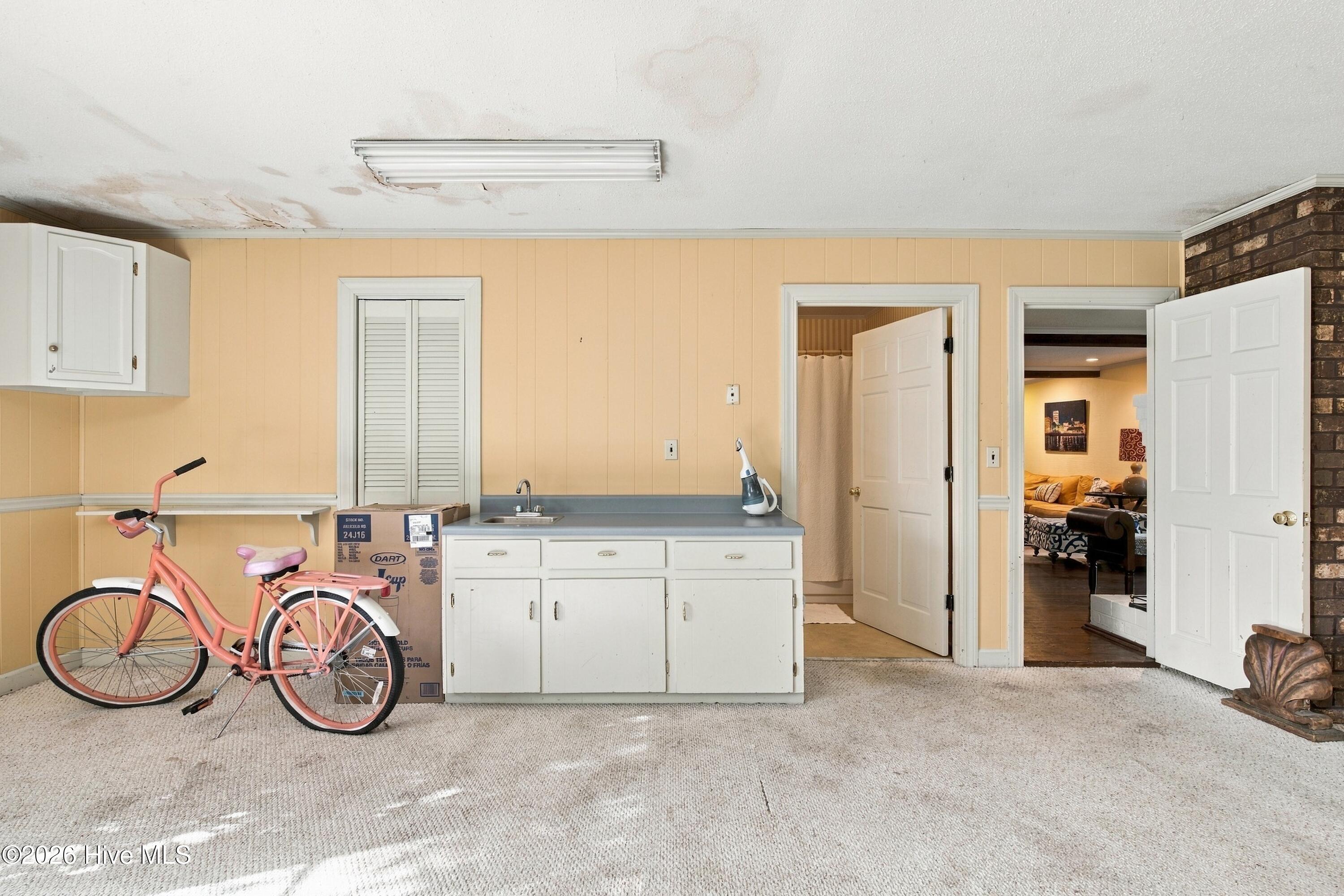 2209 Waverly Drive