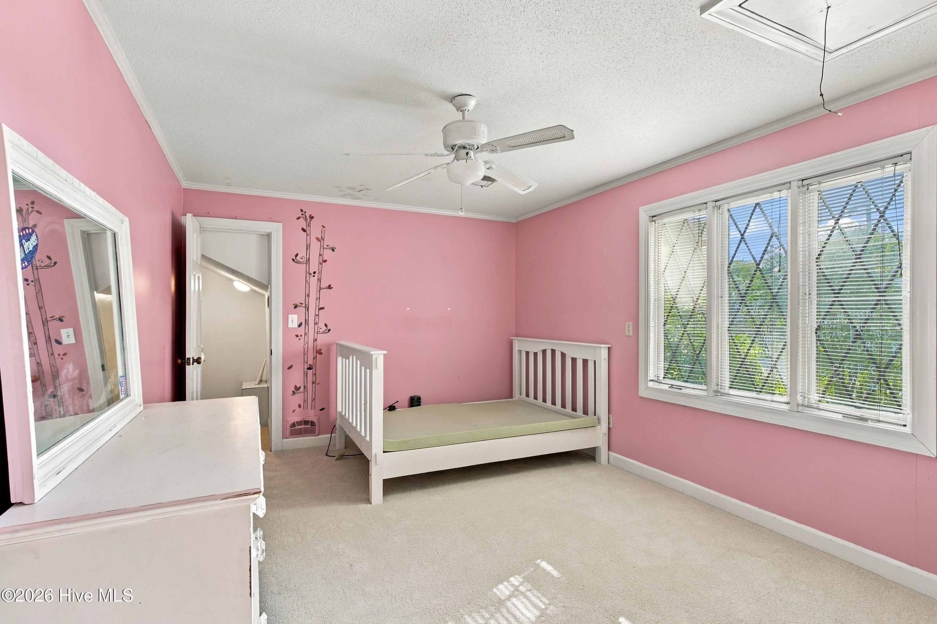 2209 Waverly Drive