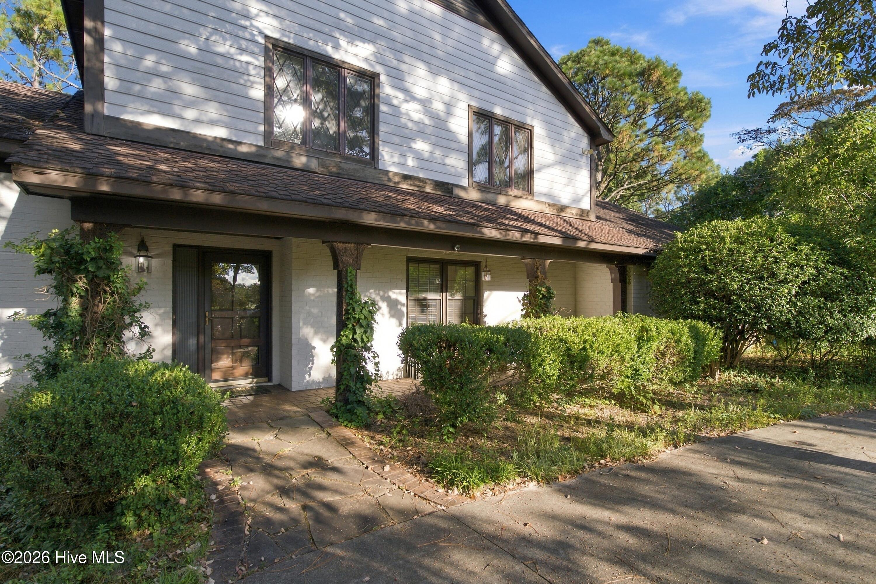2209 Waverly Drive