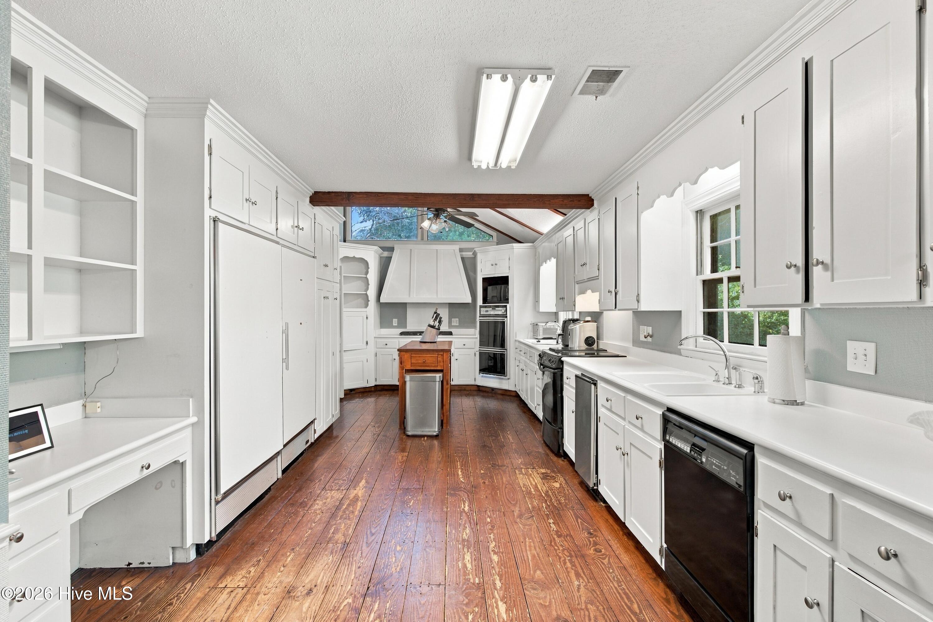 2209 Waverly Drive