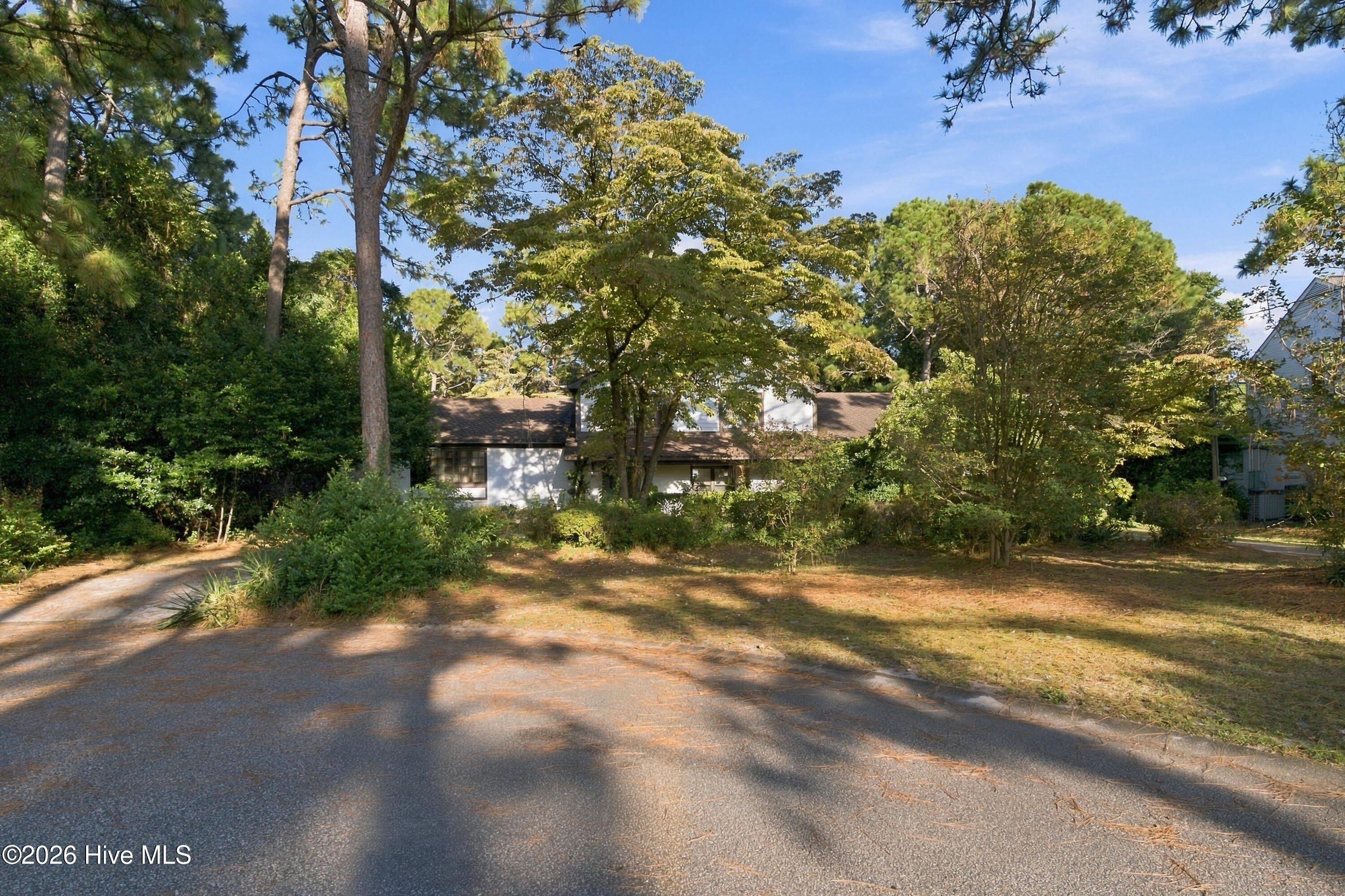 2209 Waverly Drive