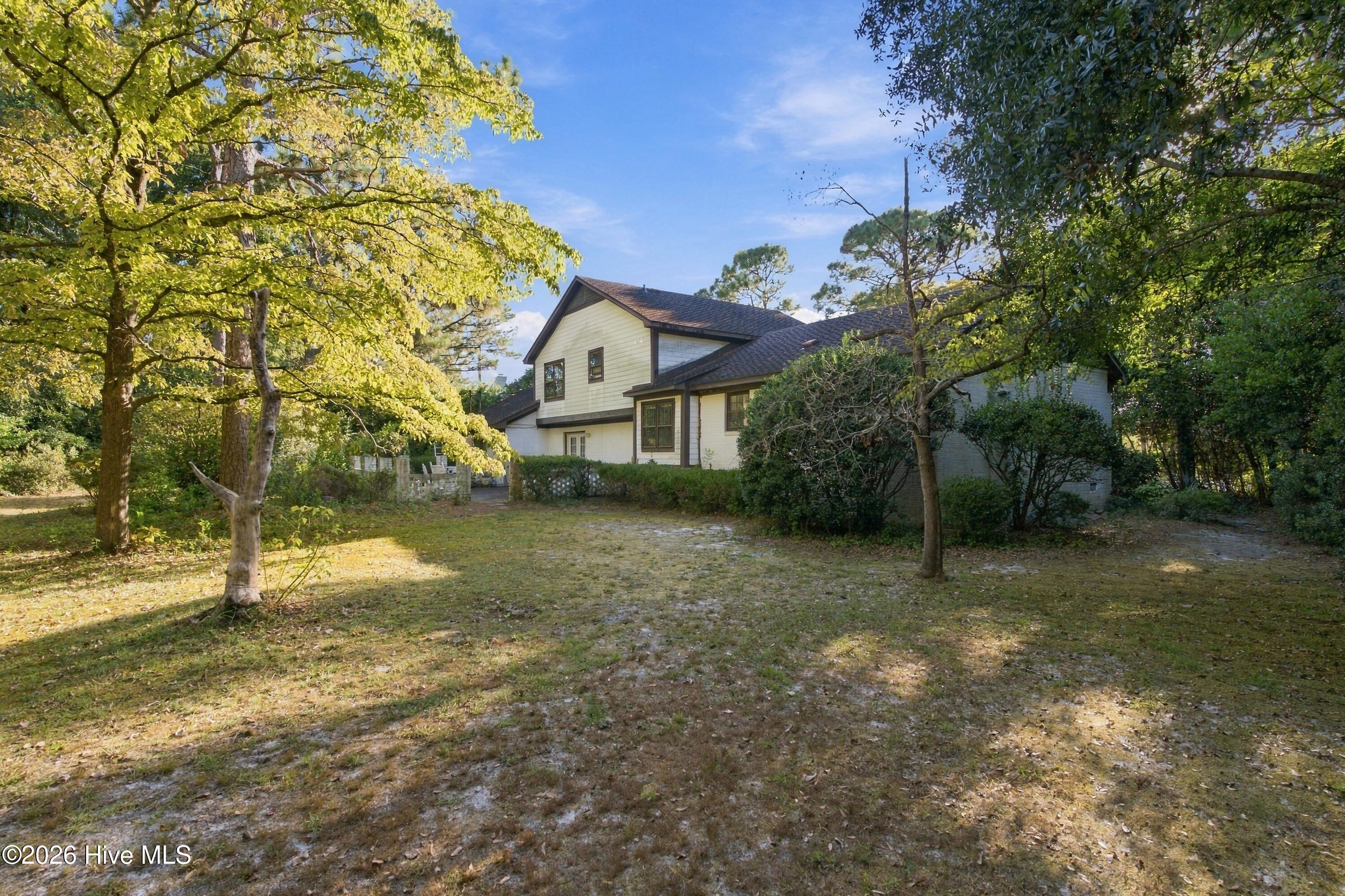 2209 Waverly Drive