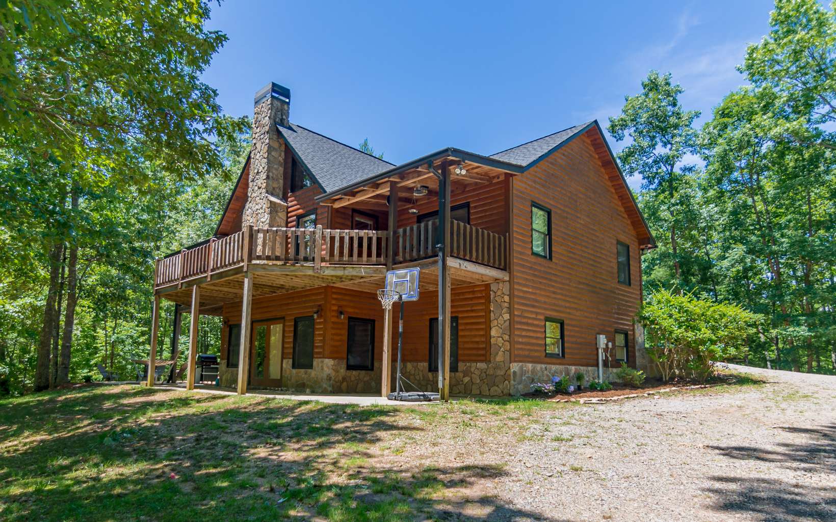 589 Crabapple Lane