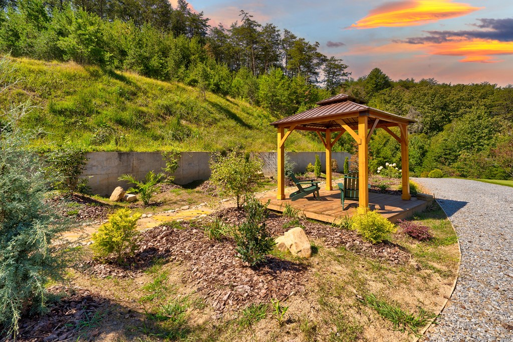 240 Mcjunkin Road