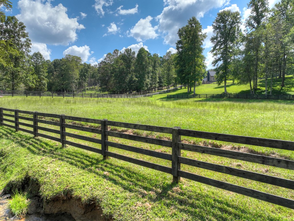 280 Star Creek Crossing