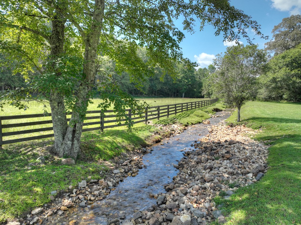280 Star Creek Crossing
