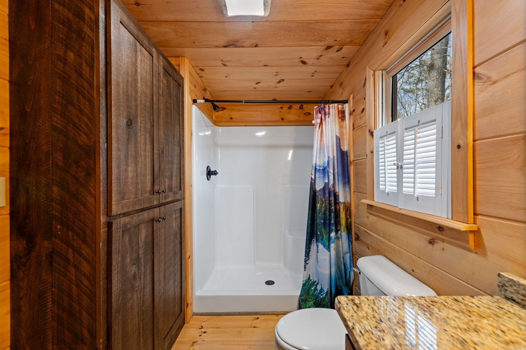 275 N Moreland Drive