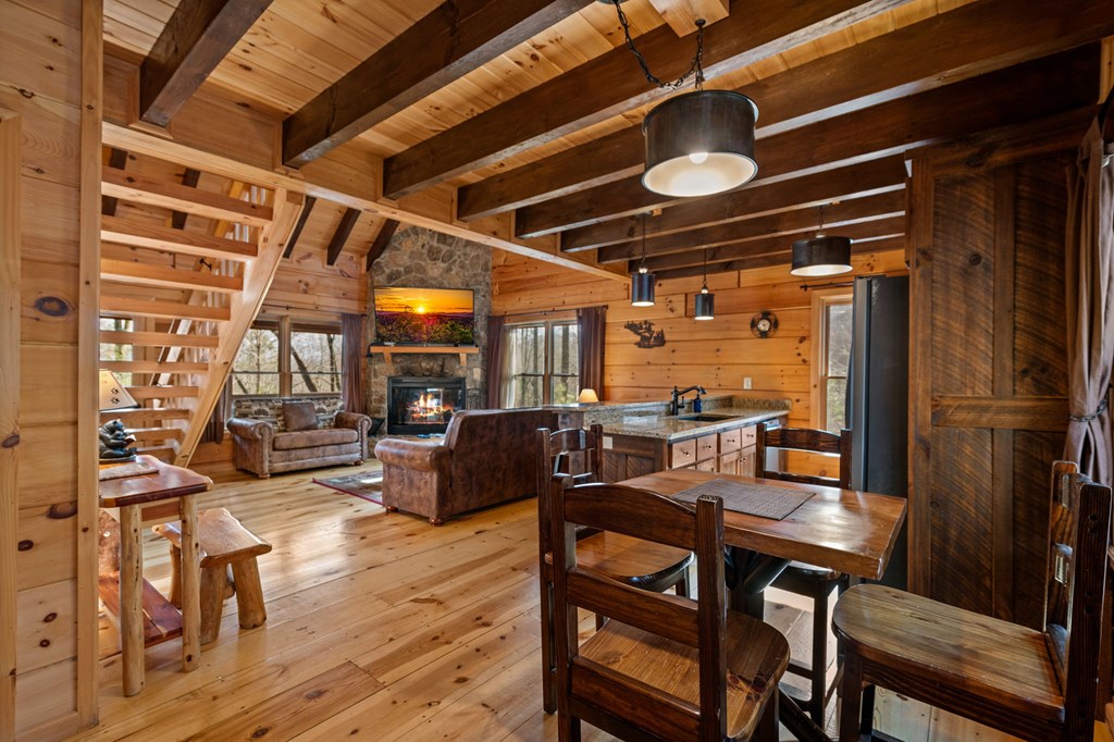 275 N Moreland Drive