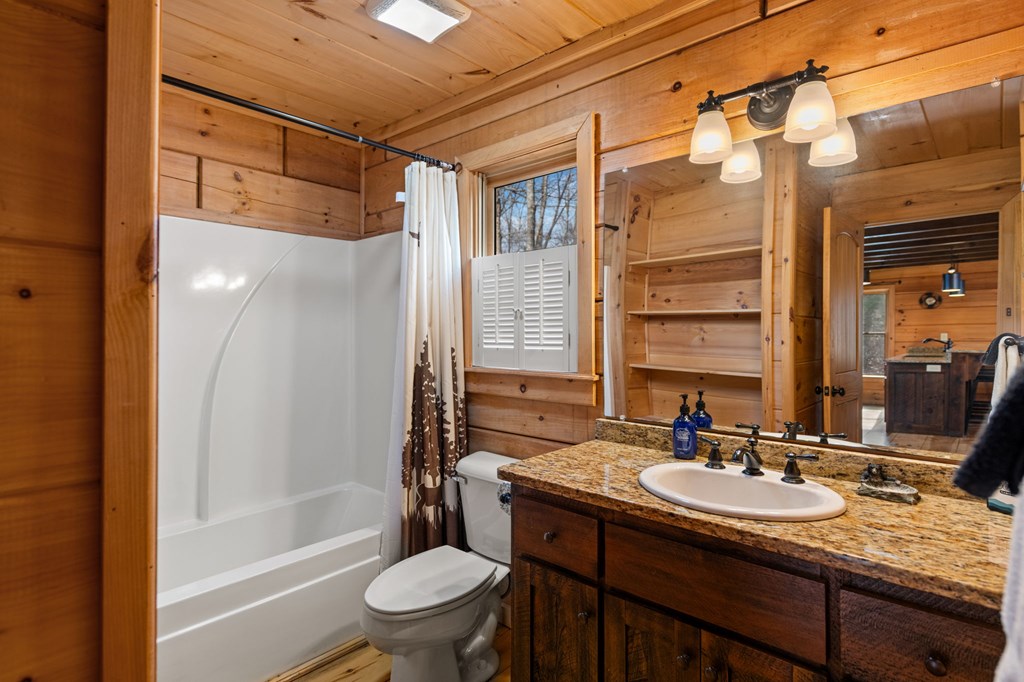 275 N Moreland Drive