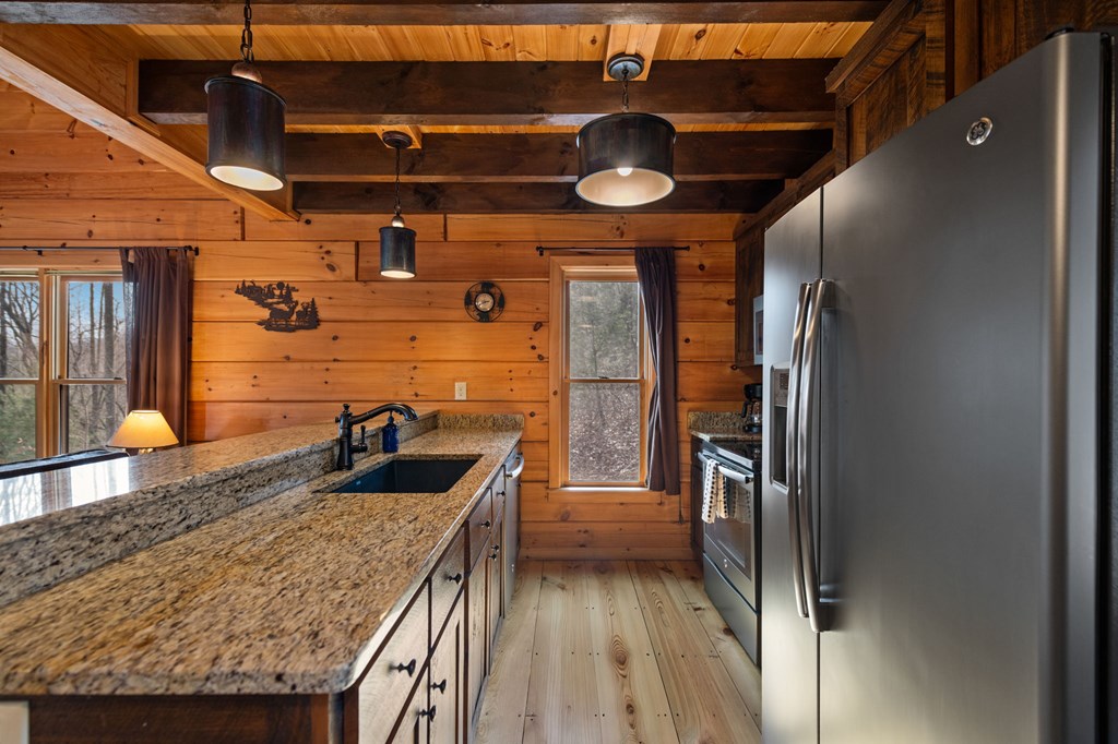 275 N Moreland Drive