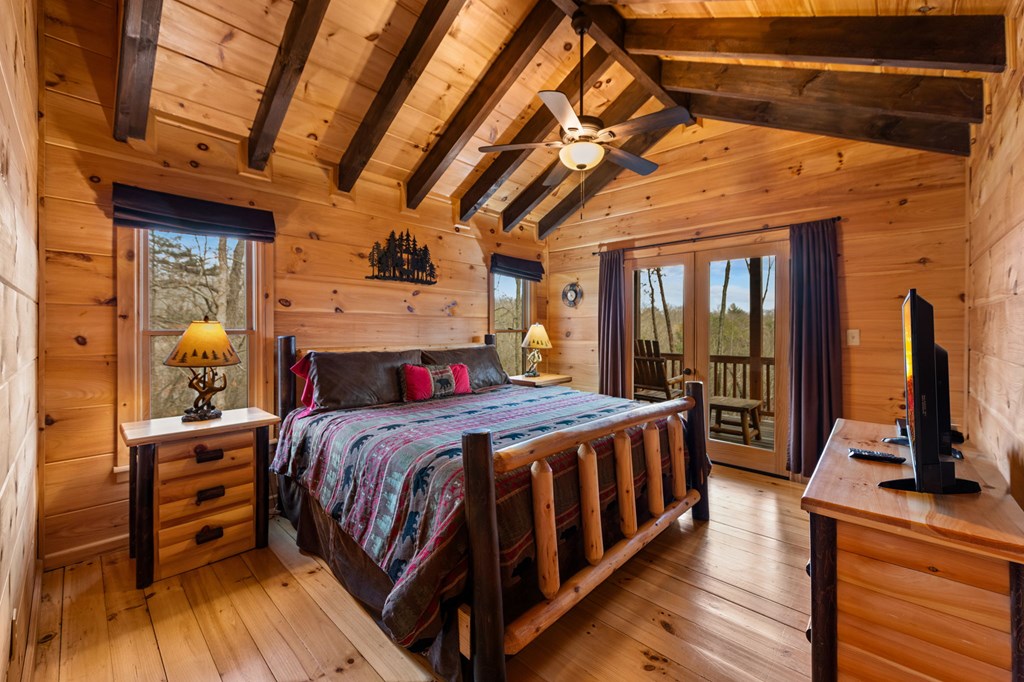 275 N Moreland Drive