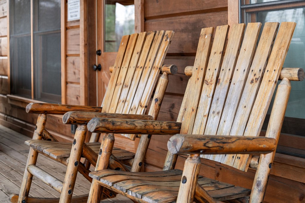 275 N Moreland Drive