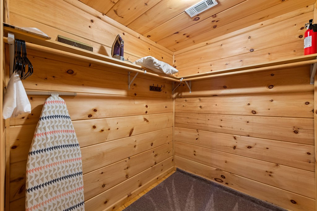 275 N Moreland Drive