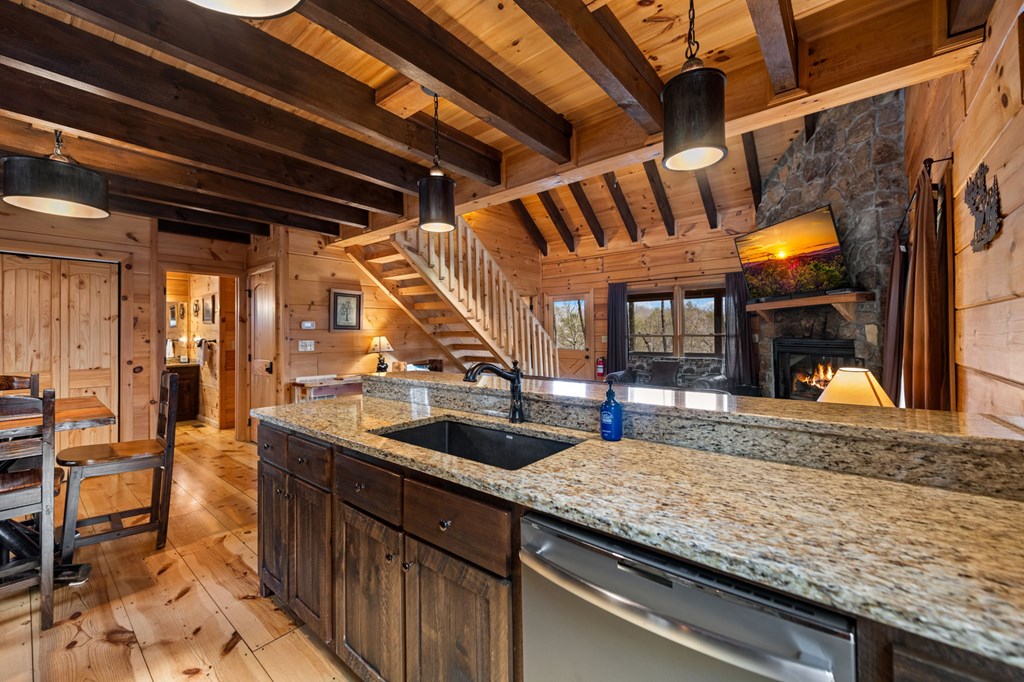 275 N Moreland Drive