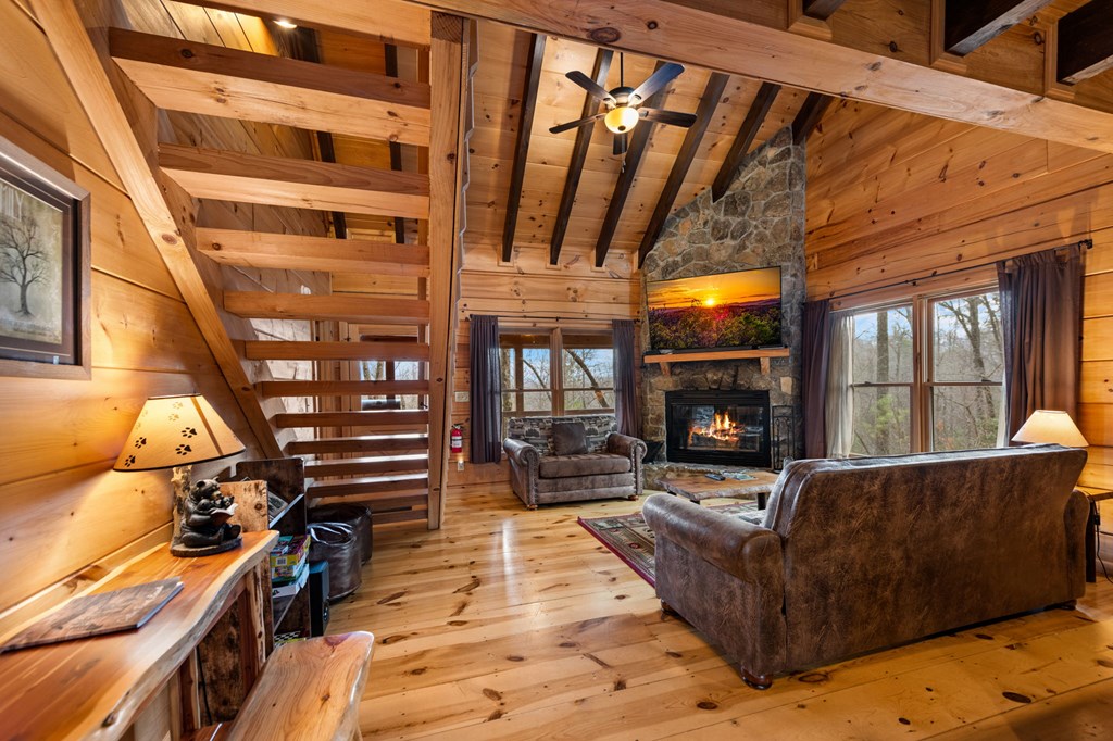 275 N Moreland Drive