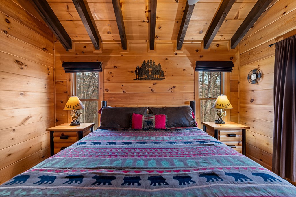 275 N Moreland Drive