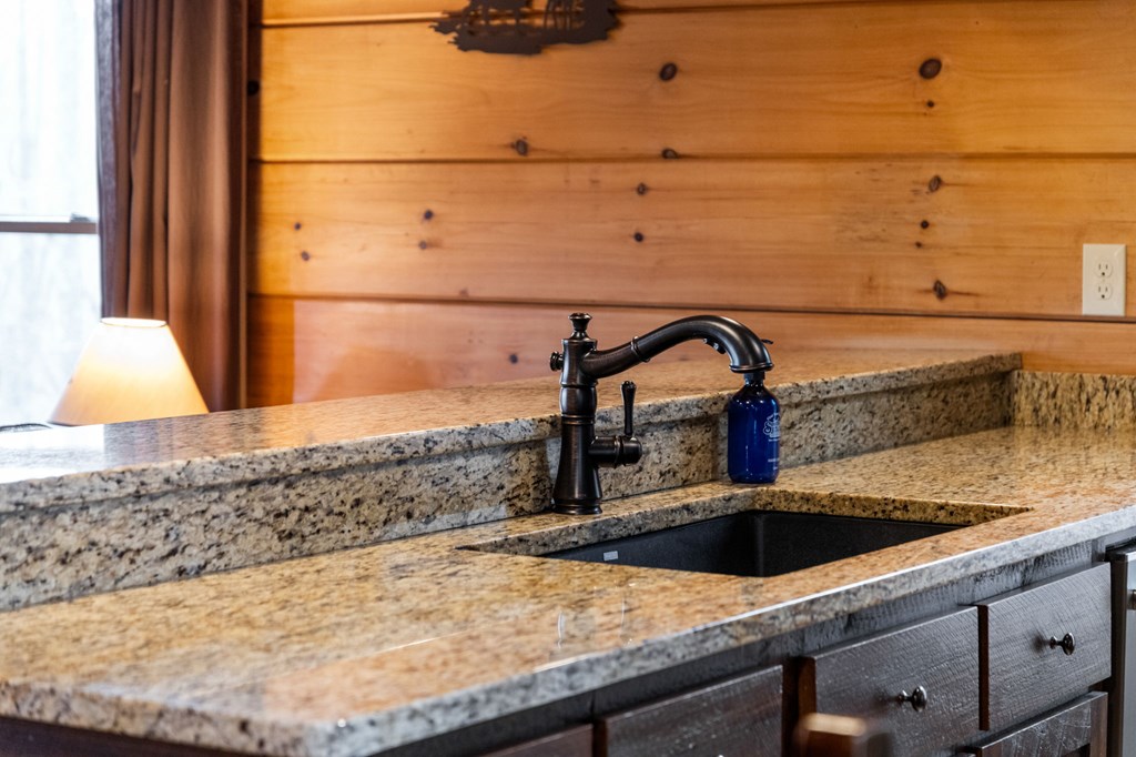 275 N Moreland Drive