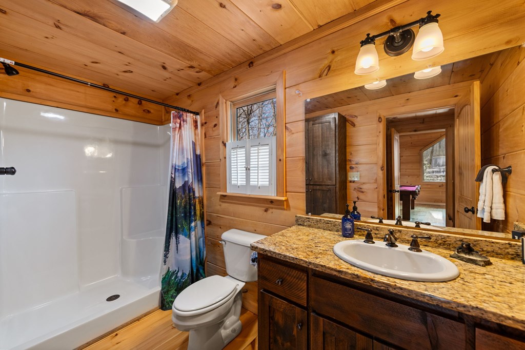 275 N Moreland Drive