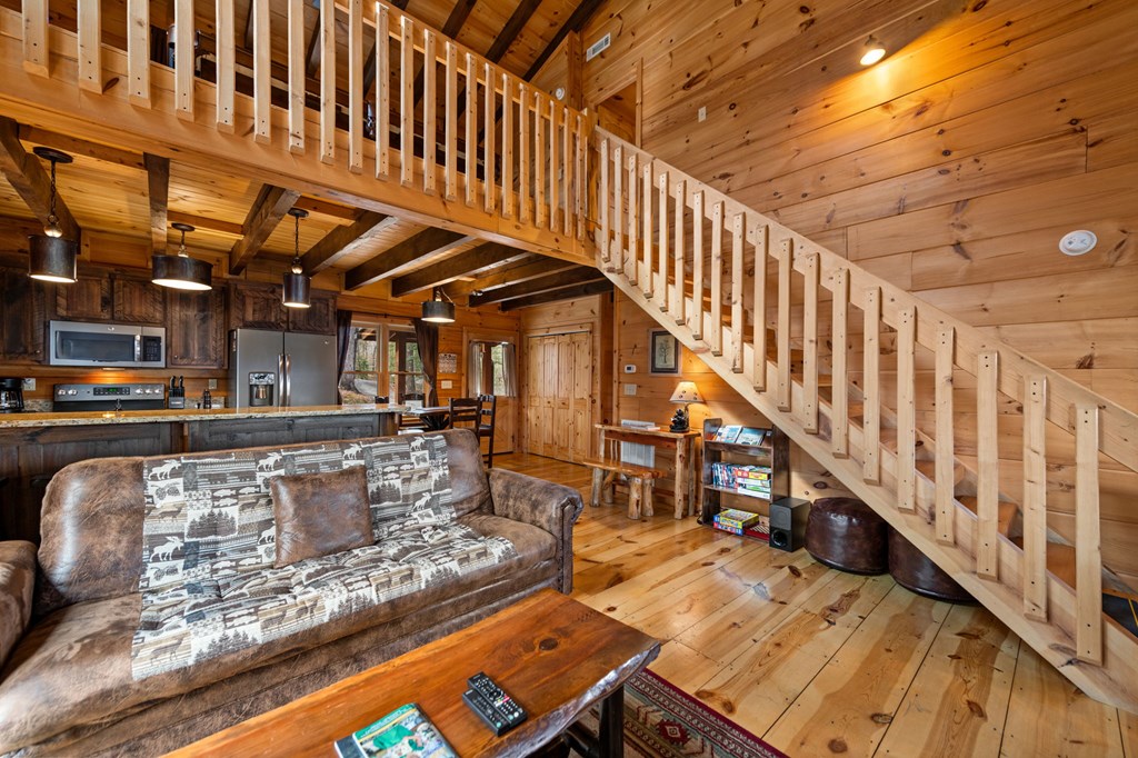 275 N Moreland Drive