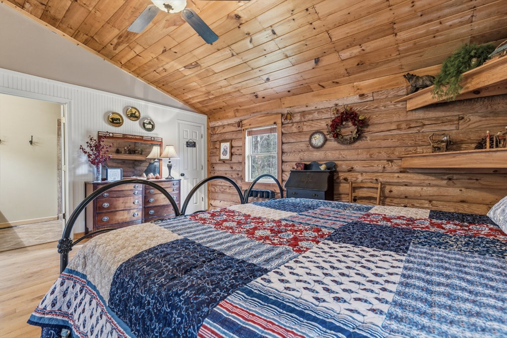 898 Childers Creek Rd