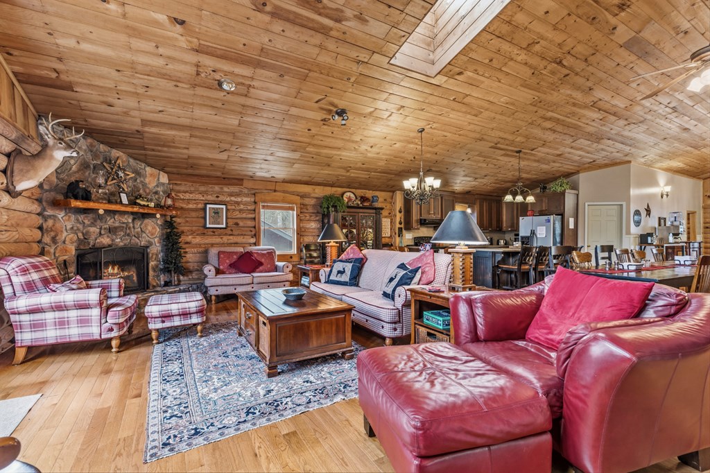 898 Childers Creek Rd