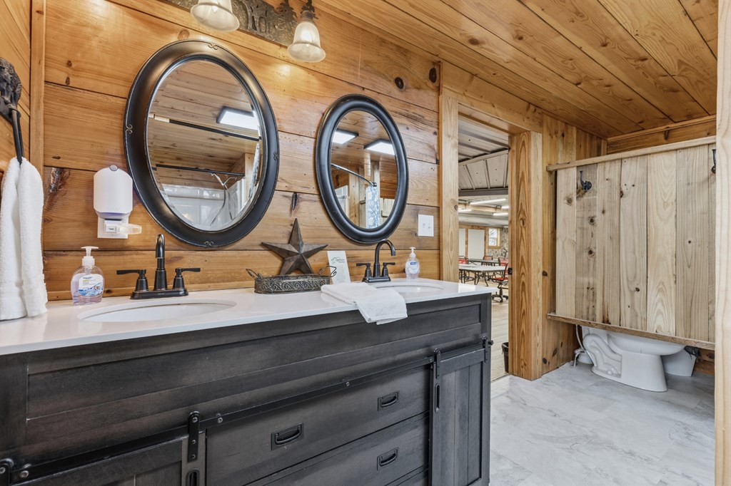 898 Childers Creek Rd