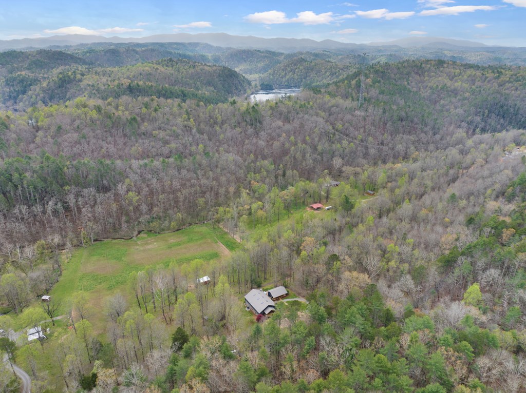 898 Childers Creek Rd