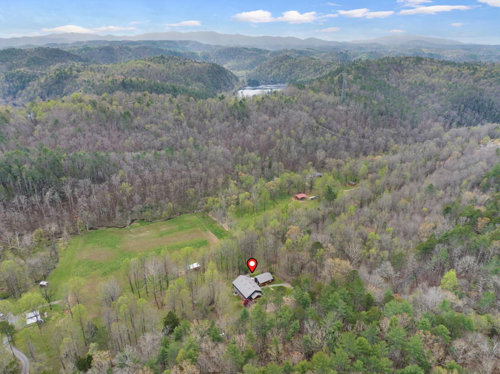 898 Childers Creek Rd