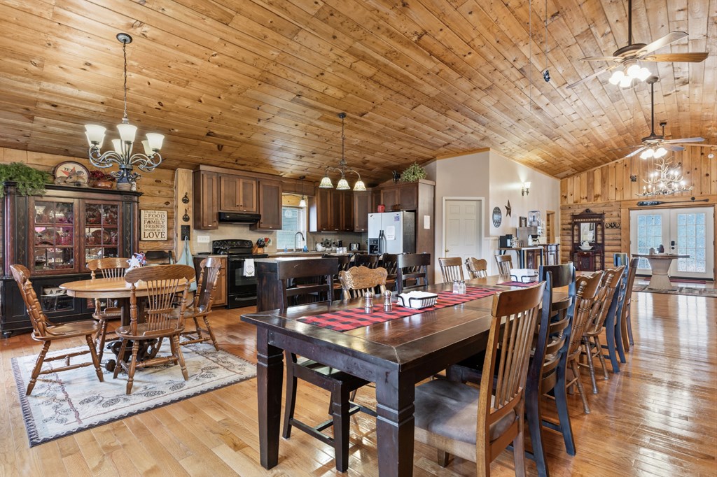 898 Childers Creek Rd