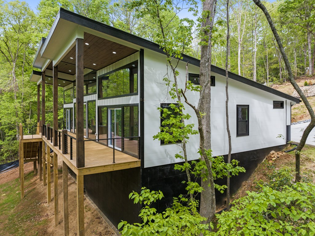 148 Brookwood Drive