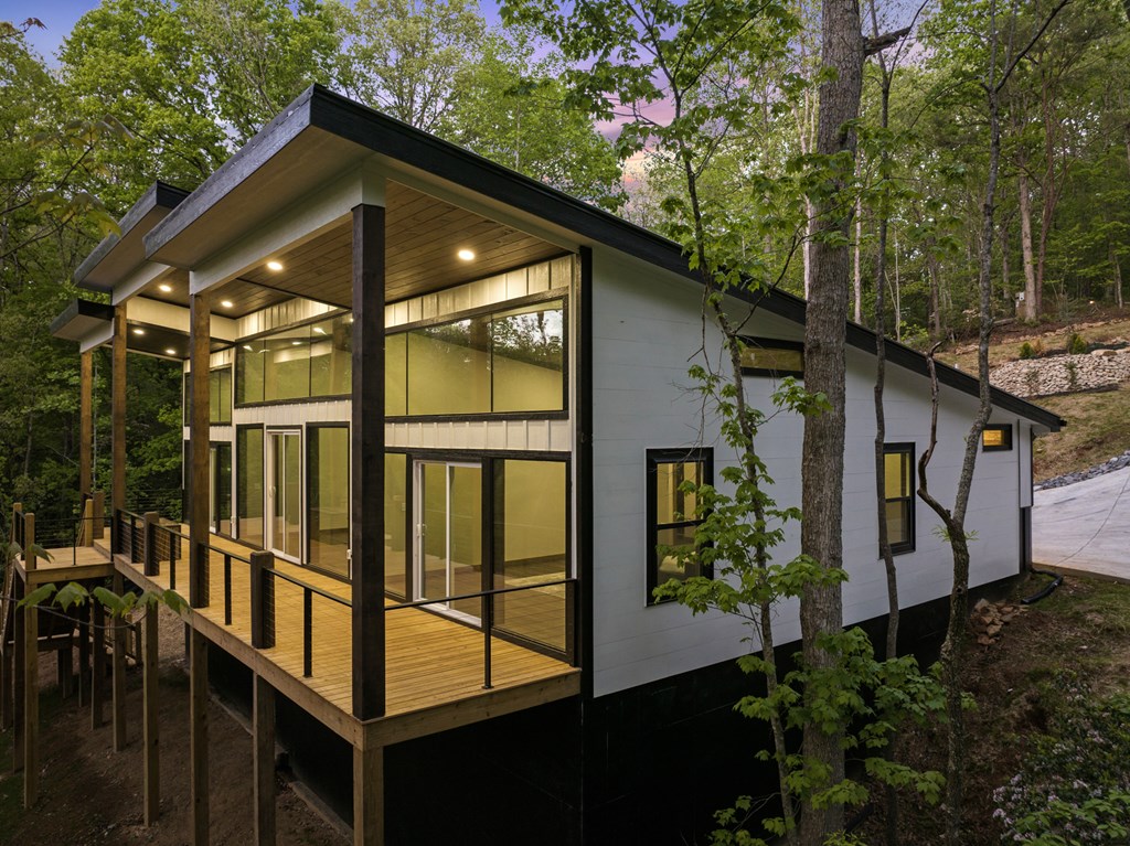 148 Brookwood Drive