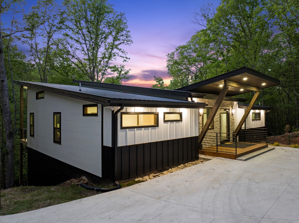 148 Brookwood Drive
