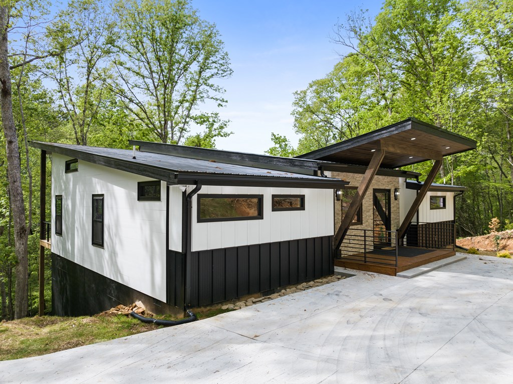 148 Brookwood Drive