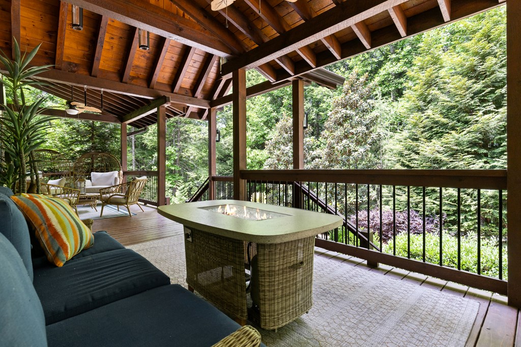91 River Road