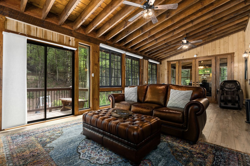 91 River Road