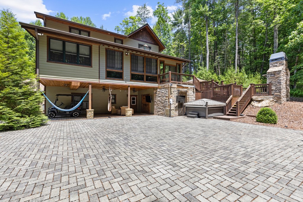 91 River Road