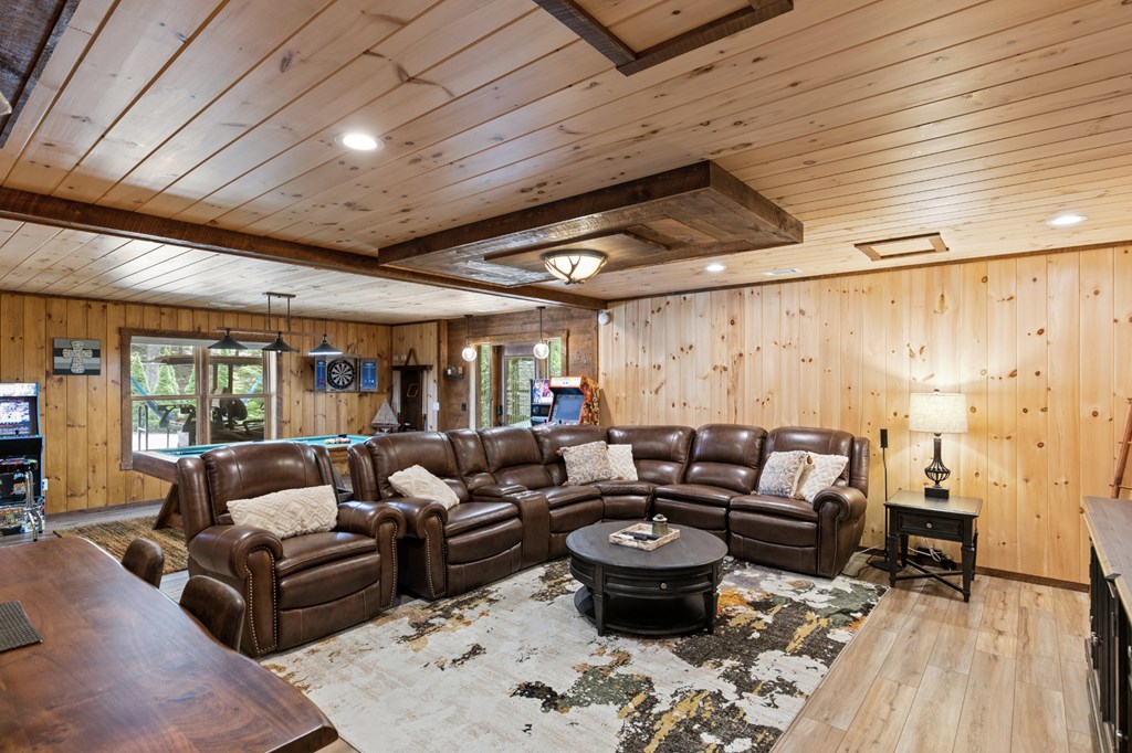 91 River Road