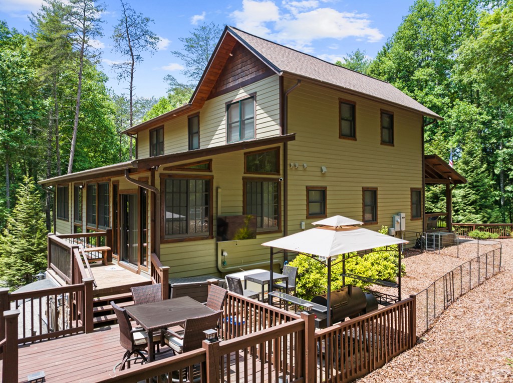 91 River Road