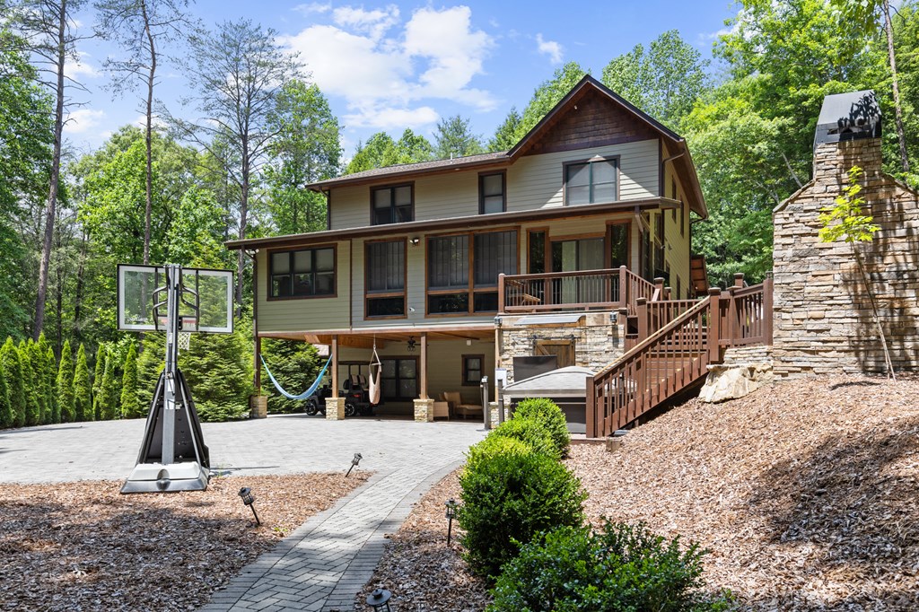 91 River Road