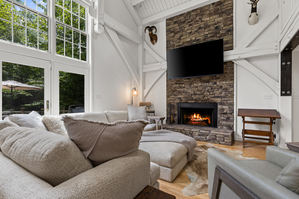 281 Pine Cone Road