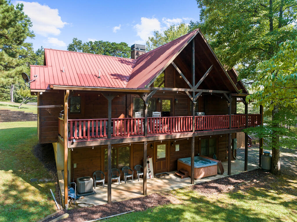 814 Eagle Mountain Drive W