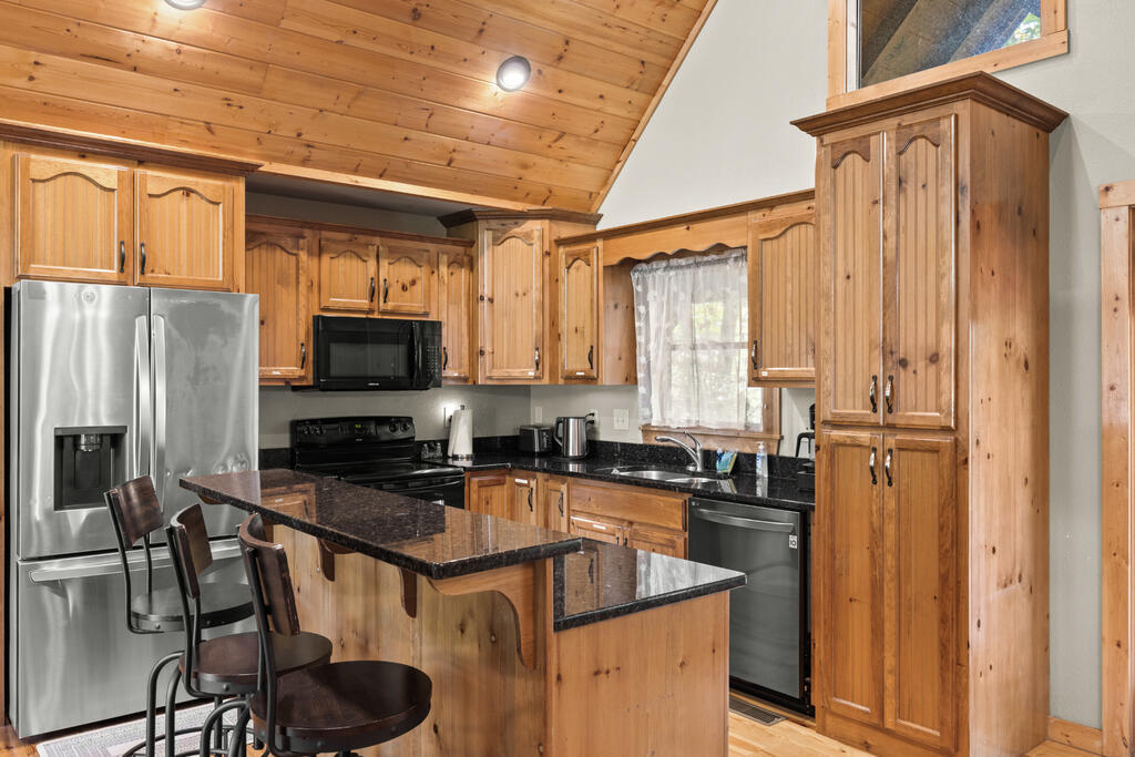 814 Eagle Mountain Drive W