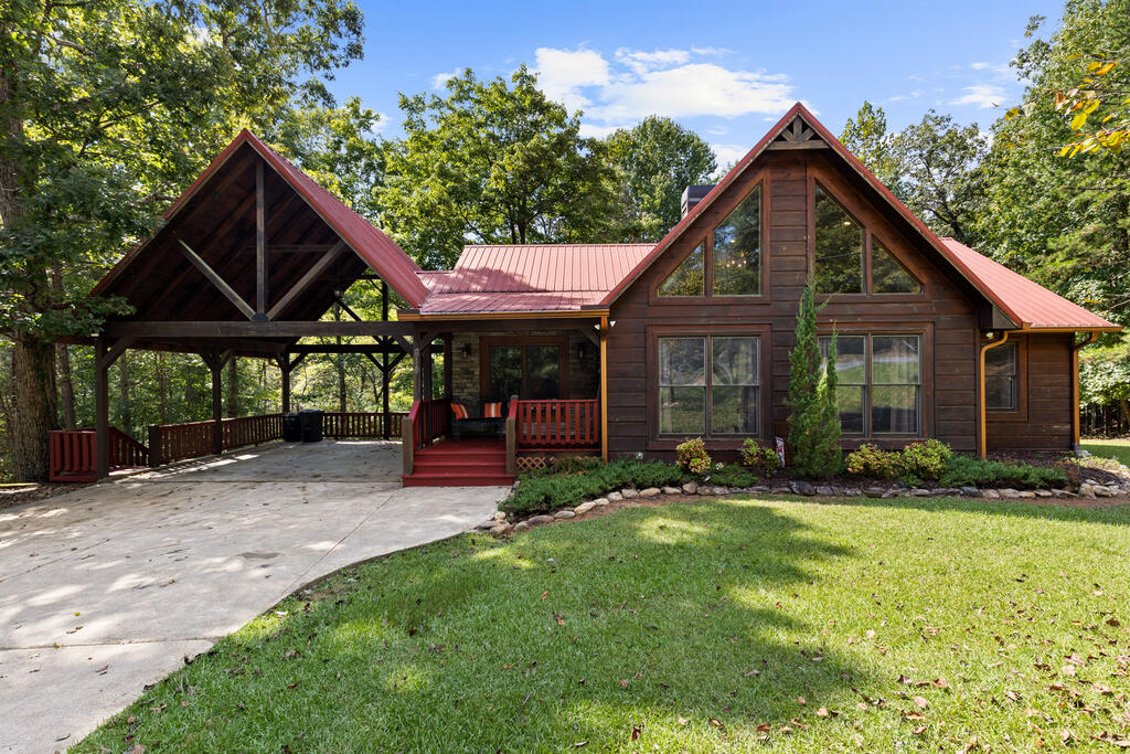 814 Eagle Mountain Drive W
