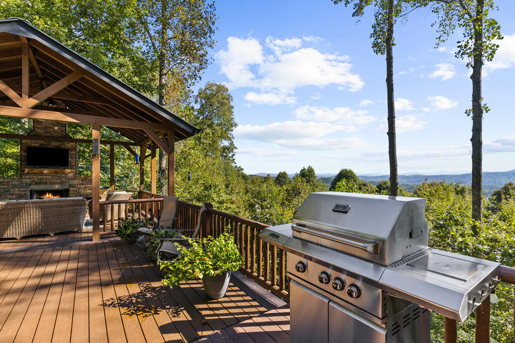 929 Overlook Drive