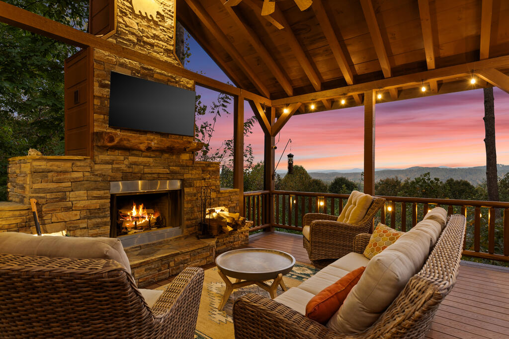 929 Overlook Drive