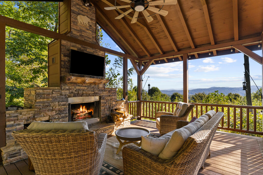 929 Overlook Drive