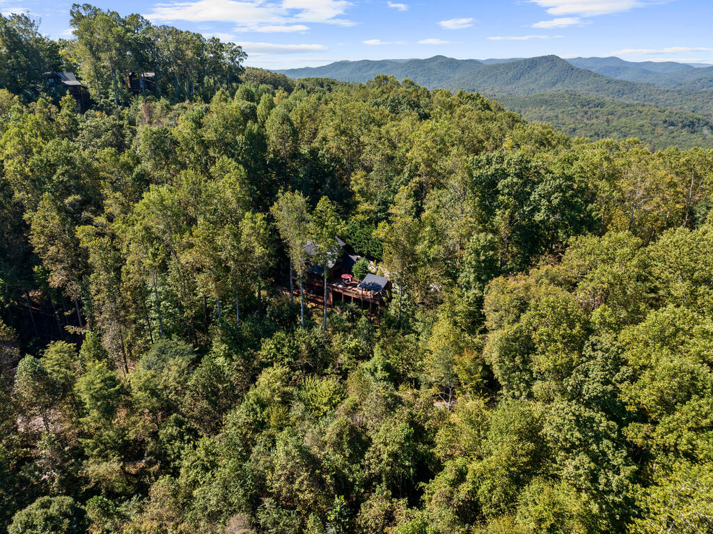 929 Overlook Drive