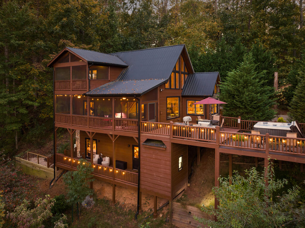 929 Overlook Drive