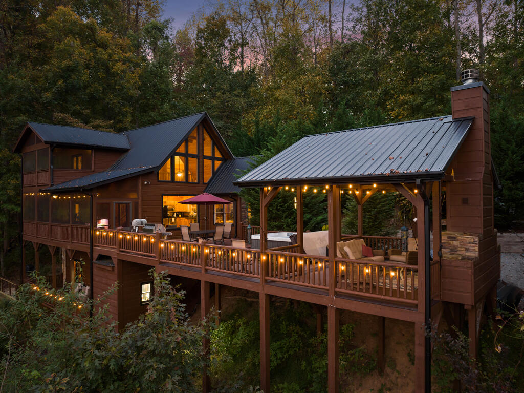 929 Overlook Drive